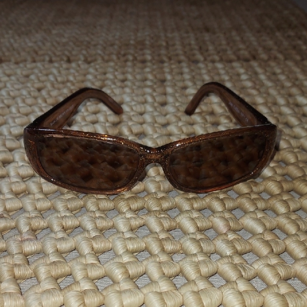Joan Collins 9977 VTG Sunglasses/ Glasses